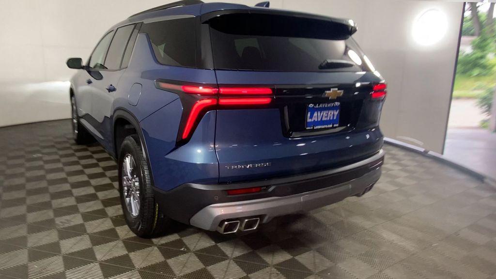 new 2025 Chevrolet Traverse car, priced at $42,545