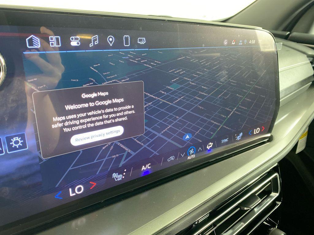 new 2025 Chevrolet Traverse car, priced at $42,545