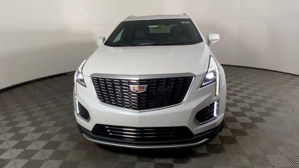 new 2025 Cadillac XT5 car, priced at $54,540