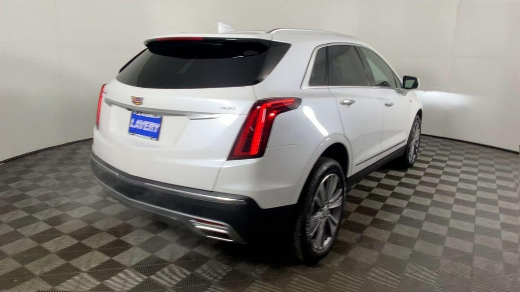 new 2025 Cadillac XT5 car, priced at $54,540