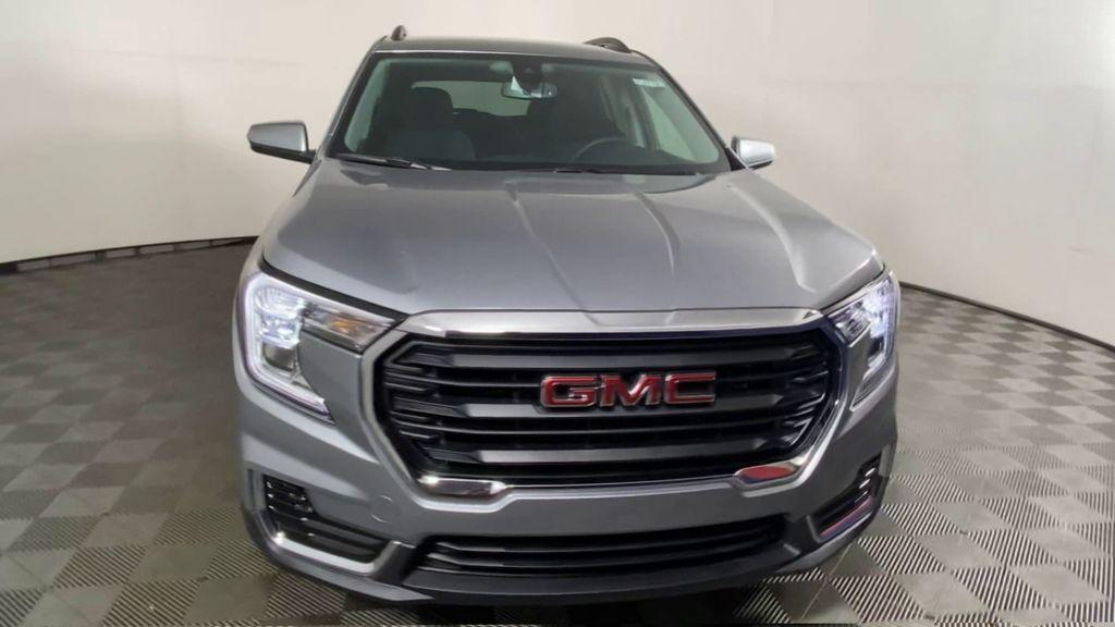 new 2024 GMC Terrain car, priced at $32,615