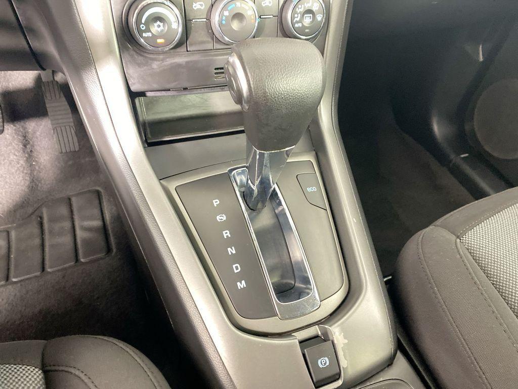 used 2012 Chevrolet Captiva Sport car, priced at $7,000