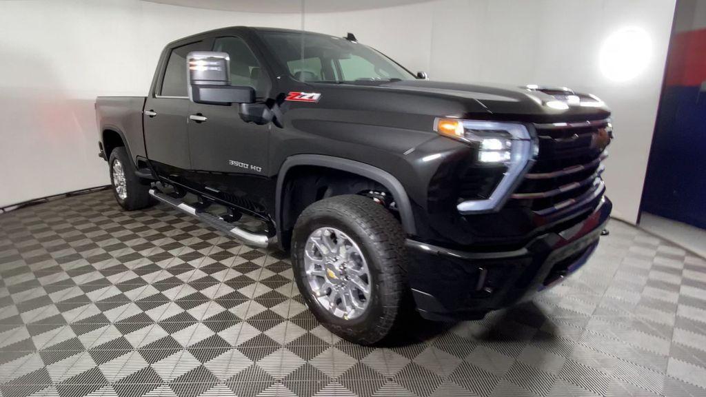 new 2025 Chevrolet Silverado 3500 car, priced at $74,688