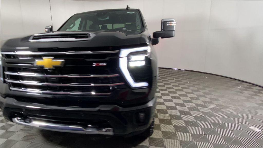 new 2025 Chevrolet Silverado 3500 car, priced at $74,688