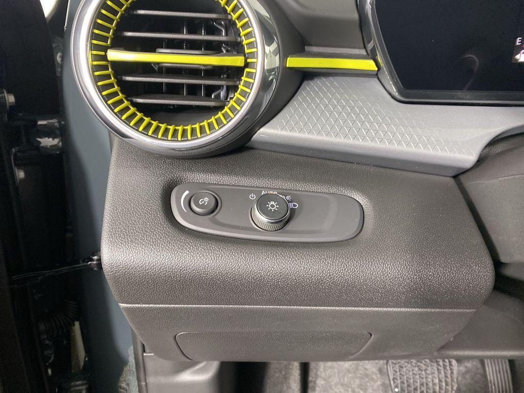 new 2026 Chevrolet Trax car, priced at $26,125