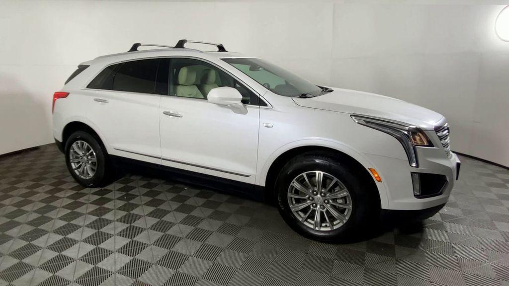 used 2017 Cadillac XT5 car, priced at $16,000