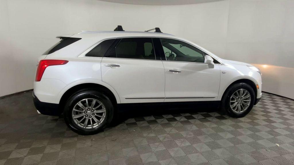 used 2017 Cadillac XT5 car, priced at $16,000