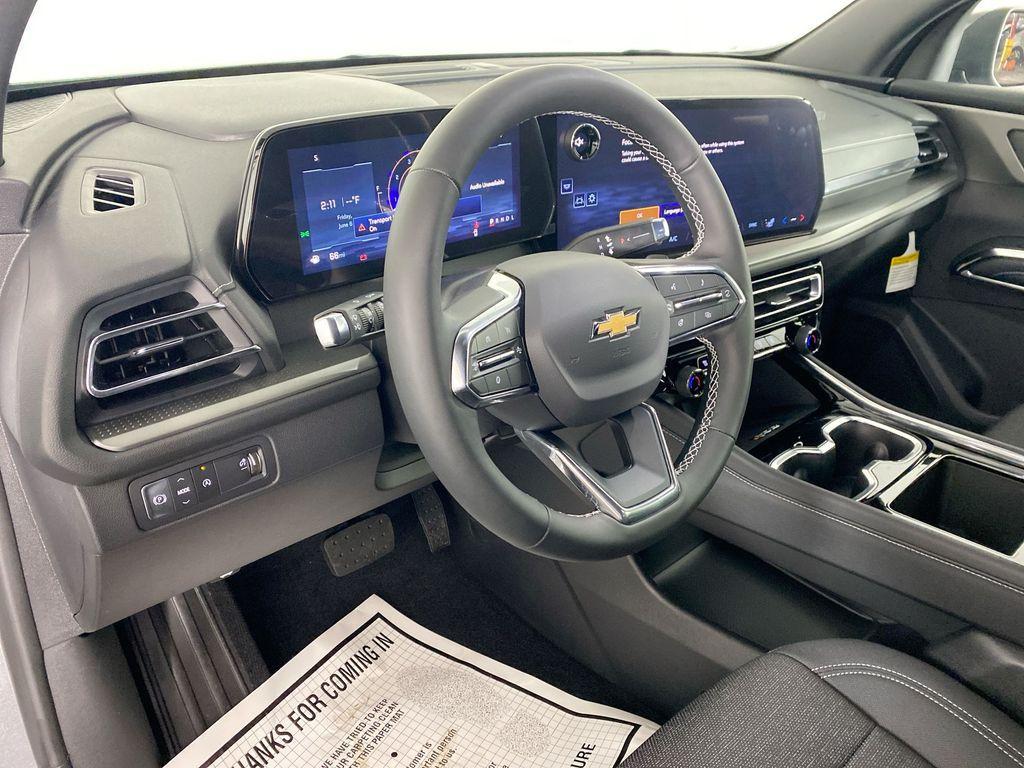 new 2025 Chevrolet Traverse car, priced at $42,545