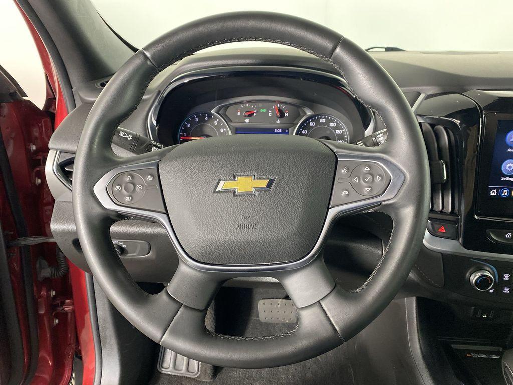 used 2023 Chevrolet Traverse car, priced at $22,500