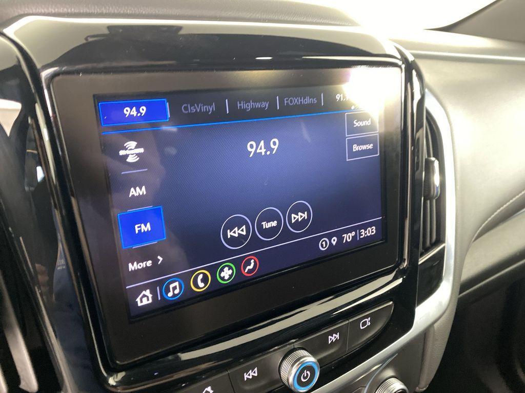 used 2023 Chevrolet Traverse car, priced at $22,500
