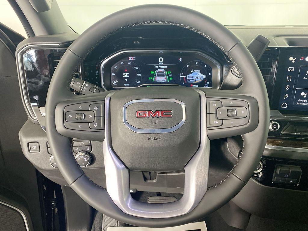 new 2025 GMC Sierra 1500 car, priced at $52,485