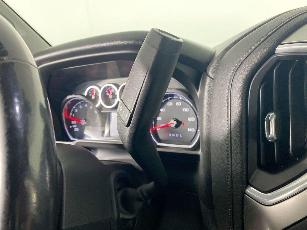 used 2021 Chevrolet Silverado 1500 car, priced at $31,000