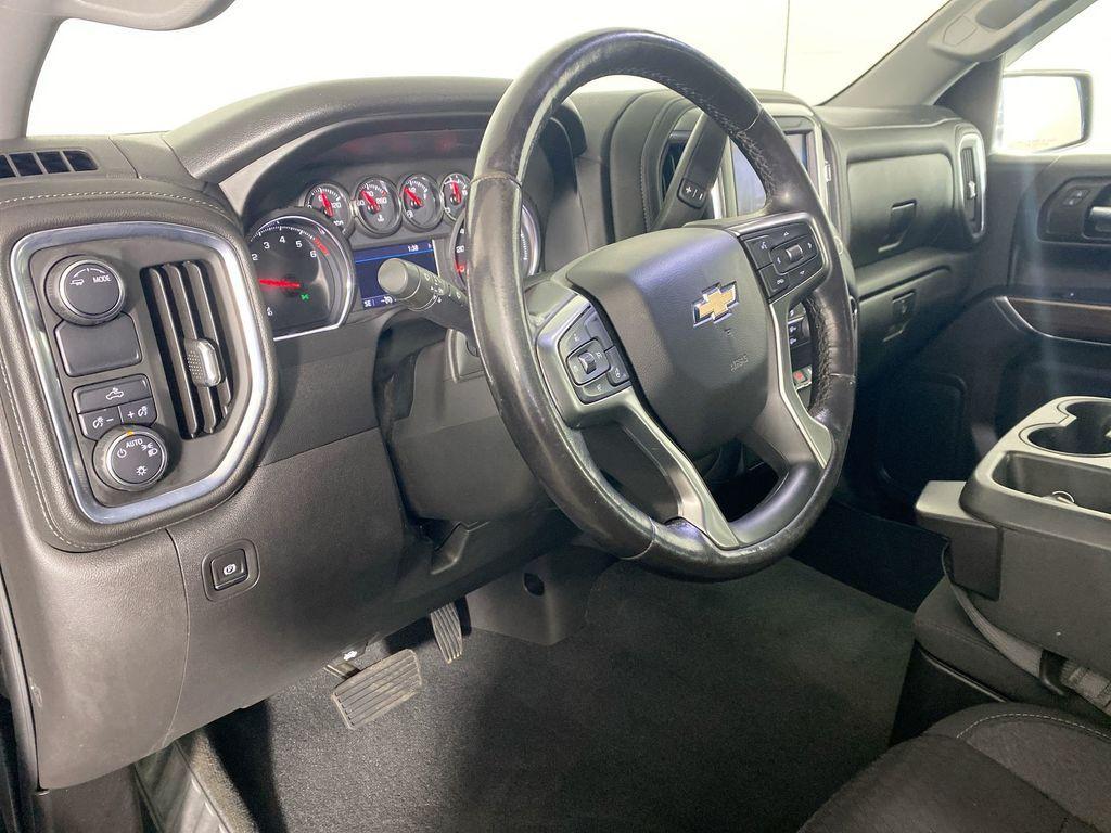 used 2021 Chevrolet Silverado 1500 car, priced at $31,000