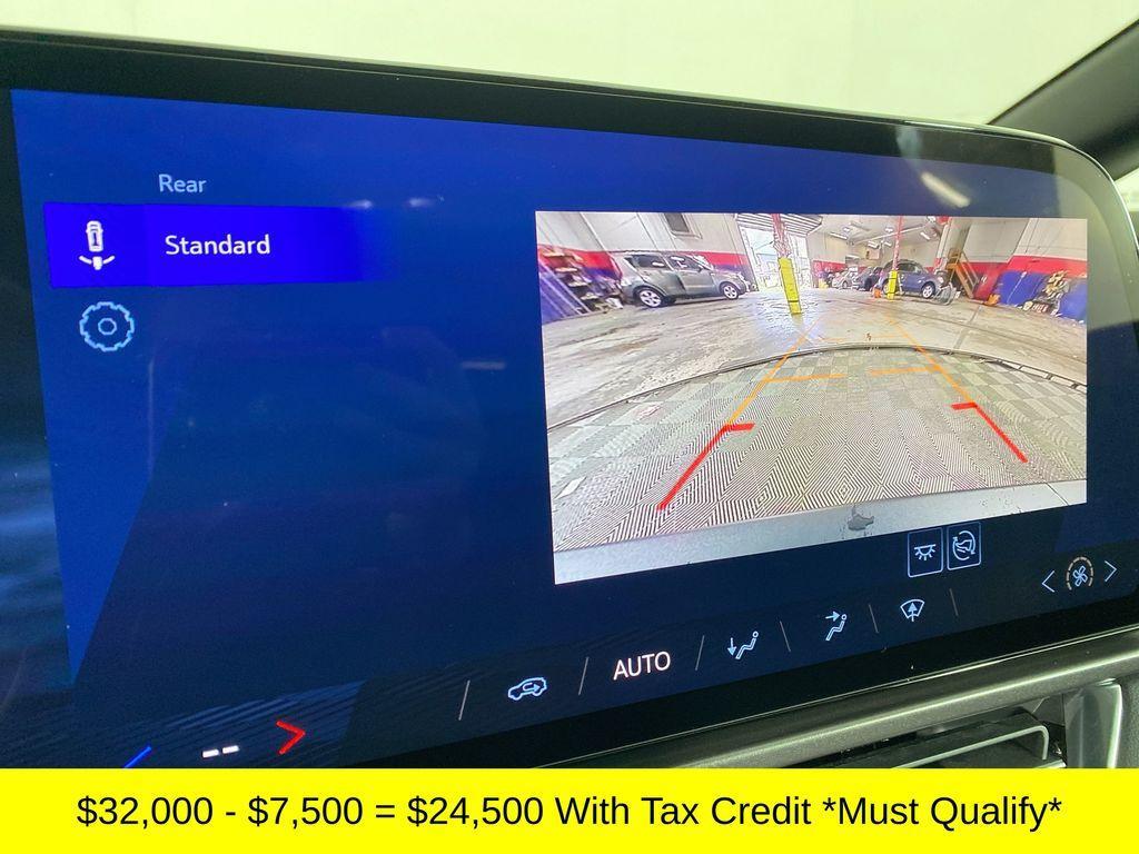 used 2025 Chevrolet Equinox EV car, priced at $24,500