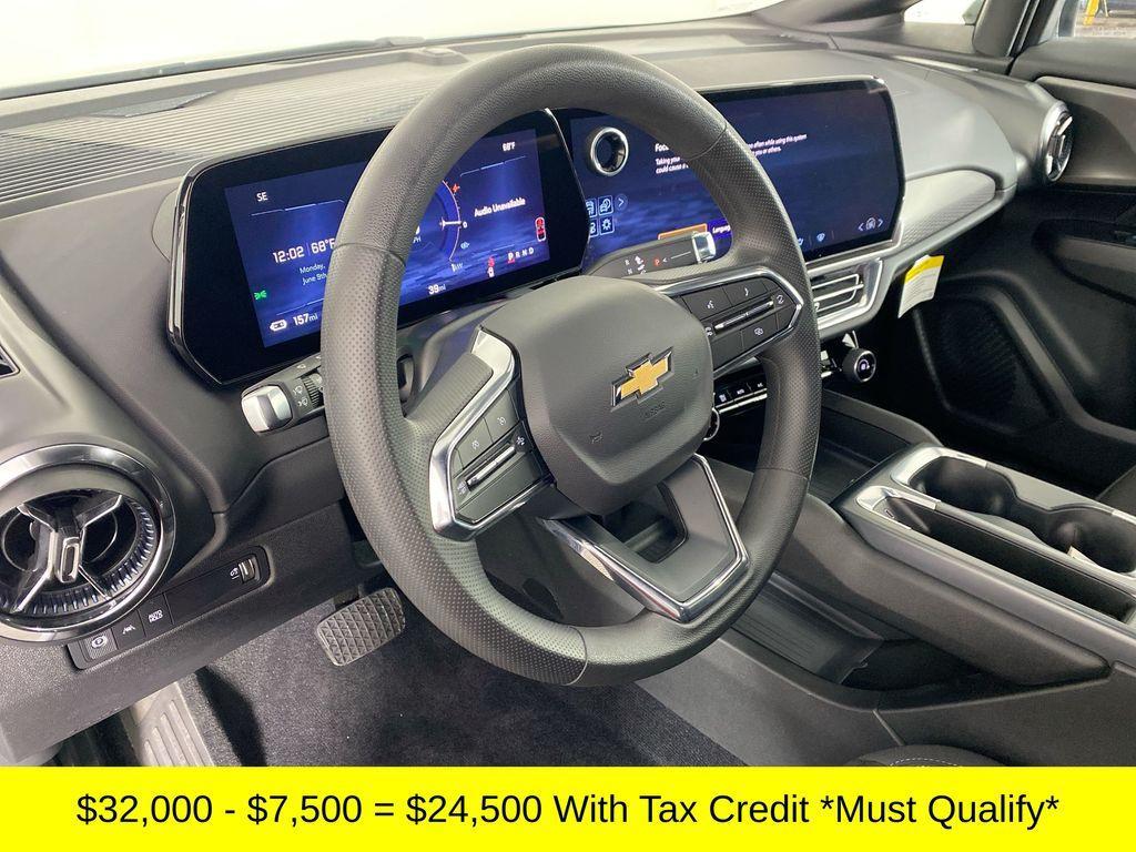 used 2025 Chevrolet Equinox EV car, priced at $24,500