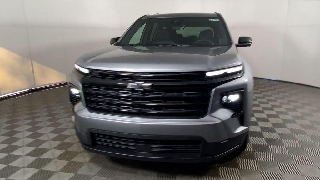 new 2026 Chevrolet Traverse car, priced at $47,540