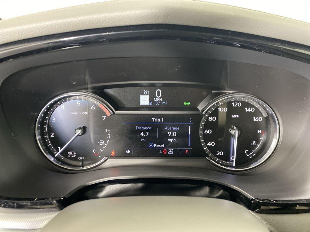 new 2025 Cadillac XT5 car, priced at $55,755
