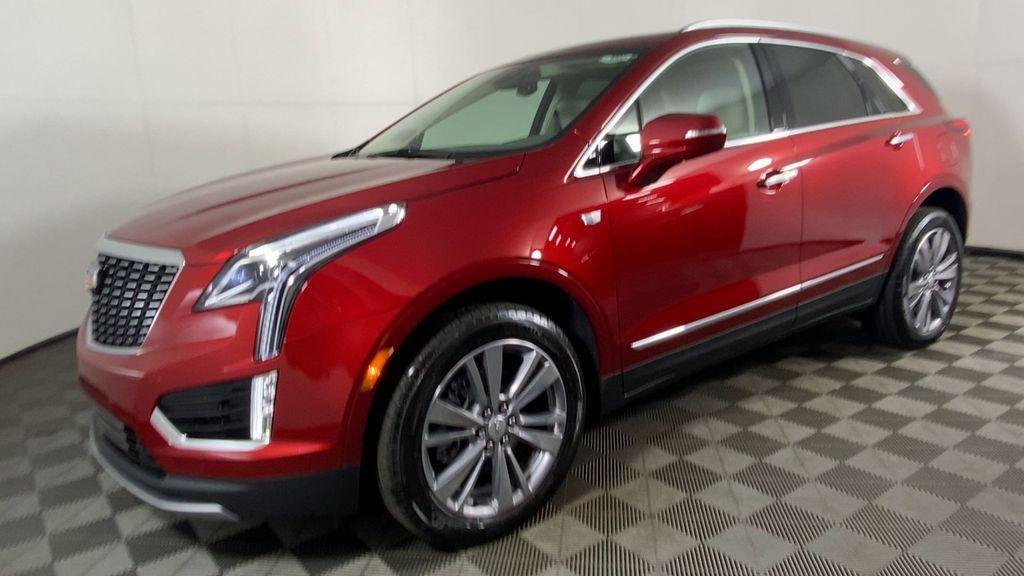new 2025 Cadillac XT5 car, priced at $55,755