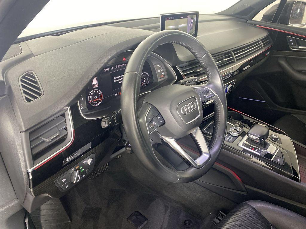 used 2018 Audi Q7 car, priced at $20,000