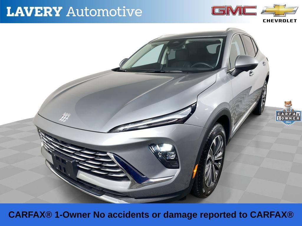 used 2025 Buick Envision car, priced at $28,000