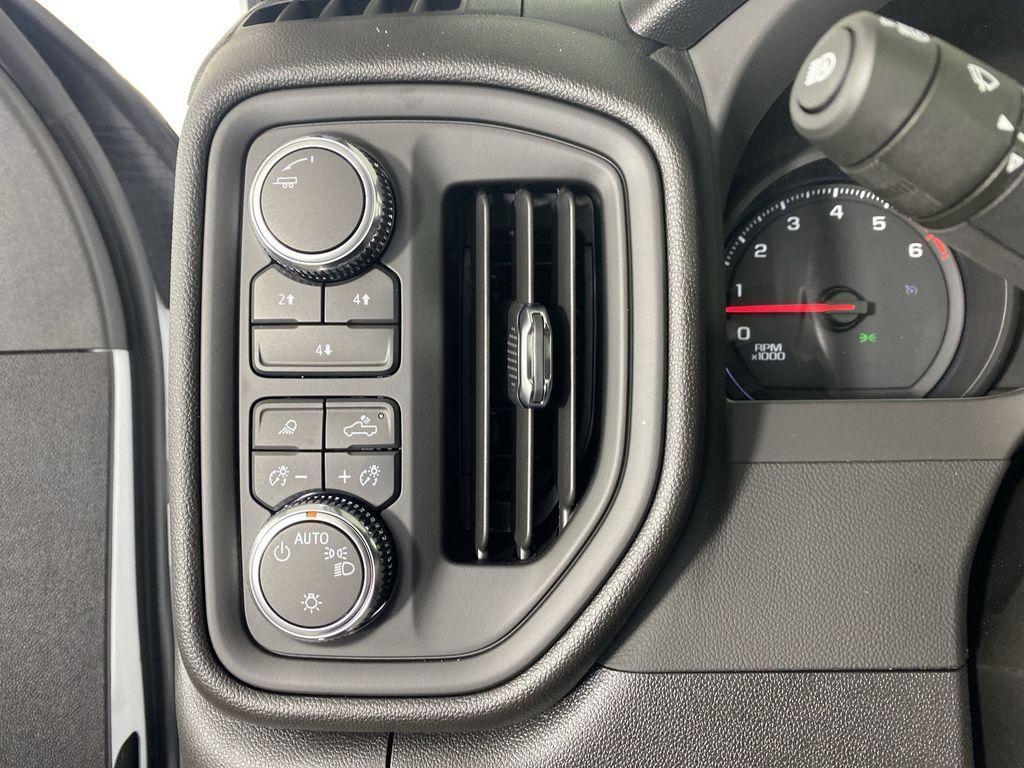 new 2025 GMC Sierra 2500 car, priced at $51,016