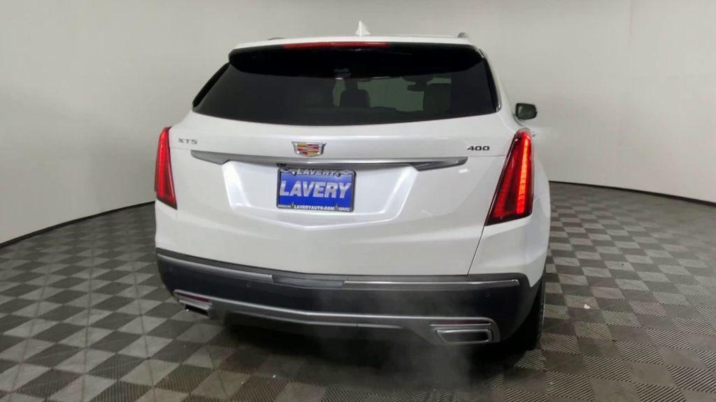 new 2025 Cadillac XT5 car, priced at $54,425