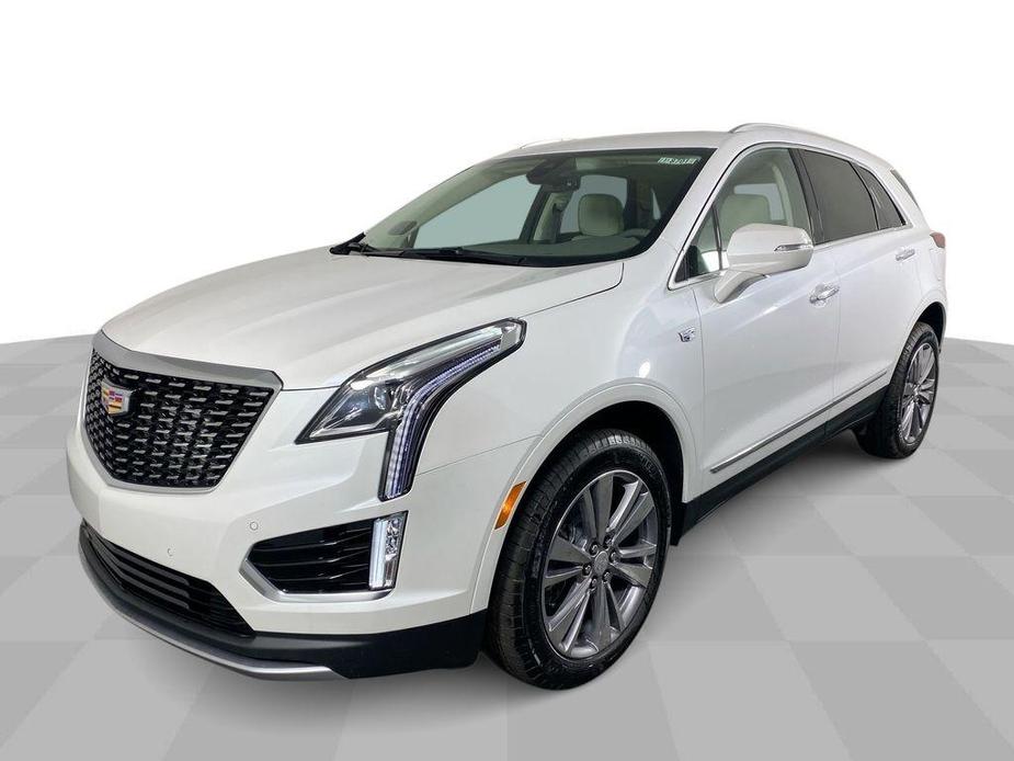 new 2025 Cadillac XT5 car, priced at $54,425