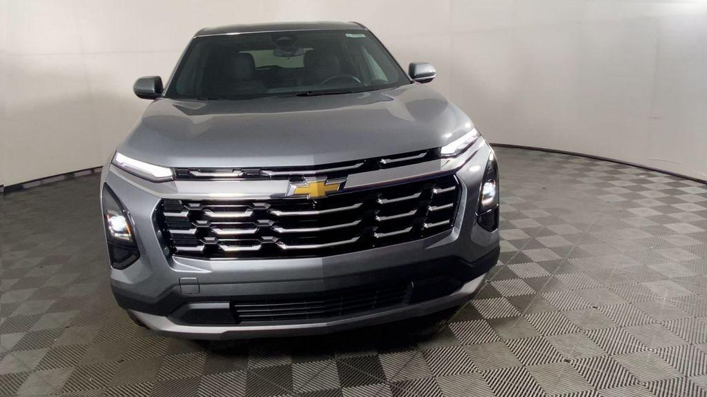 new 2026 Chevrolet Equinox car, priced at $34,045