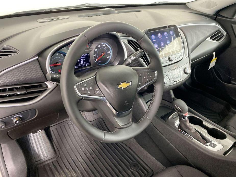 new 2025 Chevrolet Malibu car, priced at $28,420