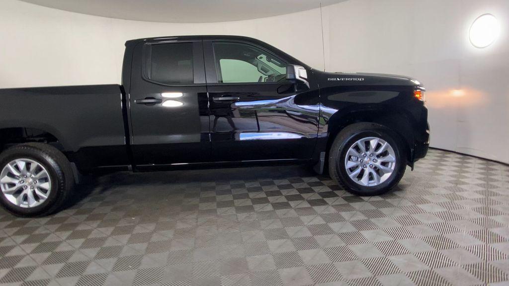 new 2026 Chevrolet Silverado 1500 car, priced at $44,740