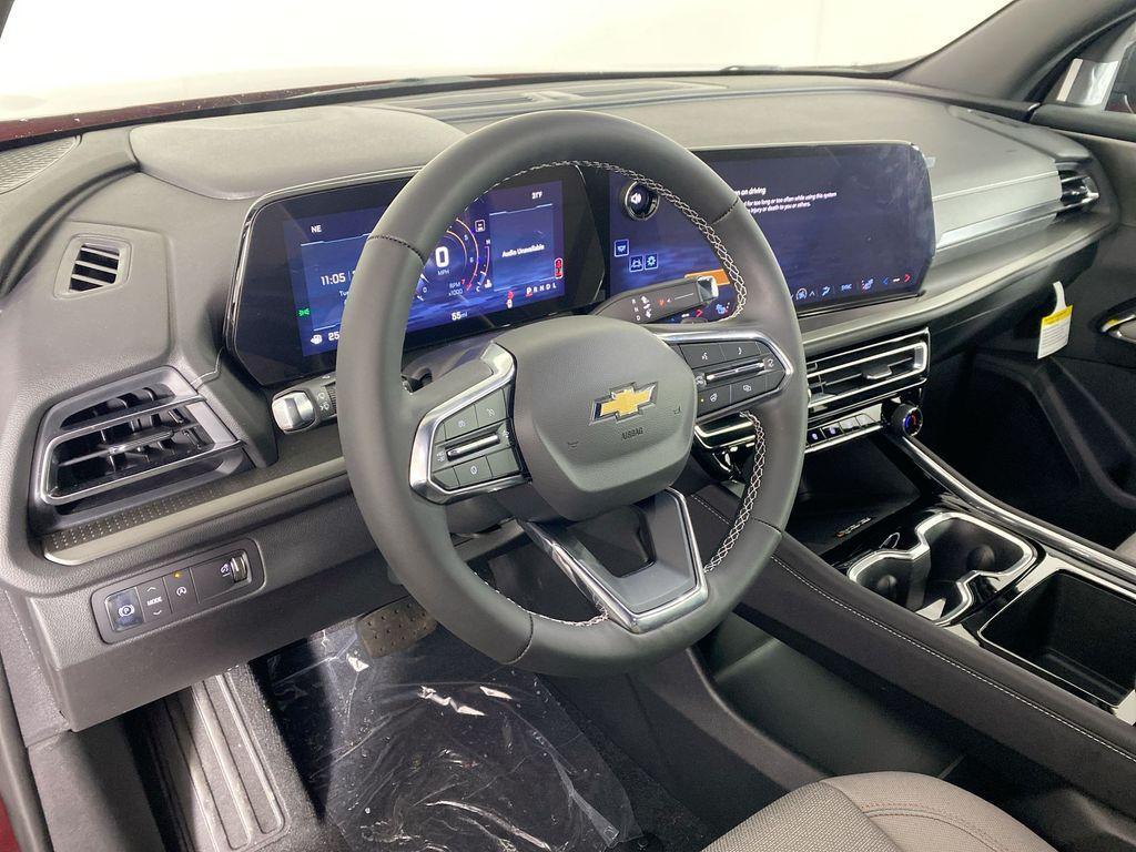 new 2025 Chevrolet Traverse car, priced at $43,090