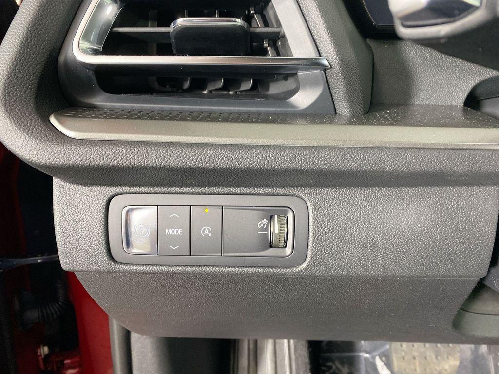 new 2025 Chevrolet Traverse car, priced at $43,090
