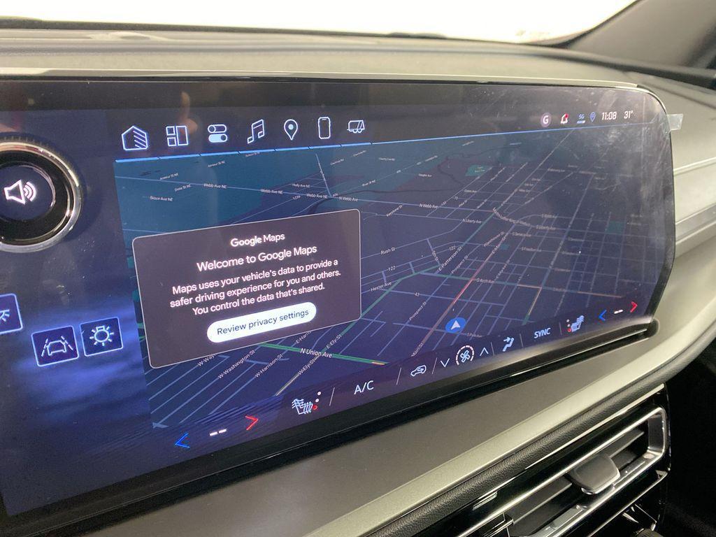 new 2025 Chevrolet Traverse car, priced at $43,090