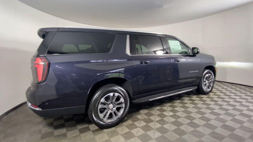 new 2026 Chevrolet Suburban car, priced at $75,680