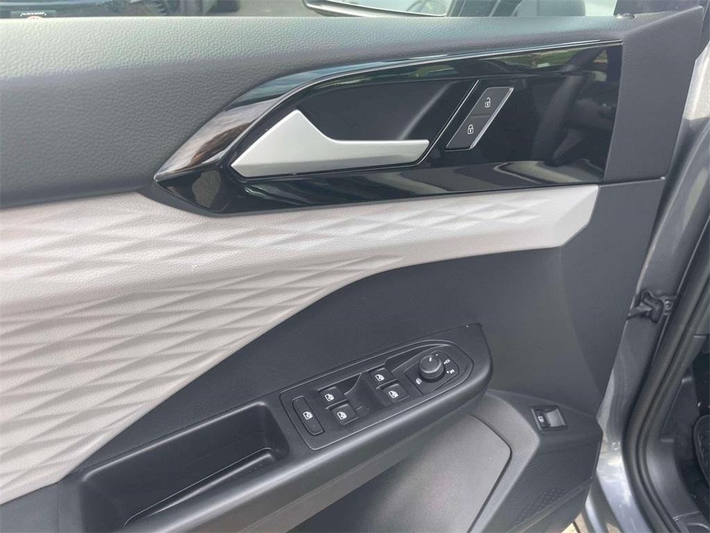 used 2022 Volkswagen Taos car, priced at $20,995
