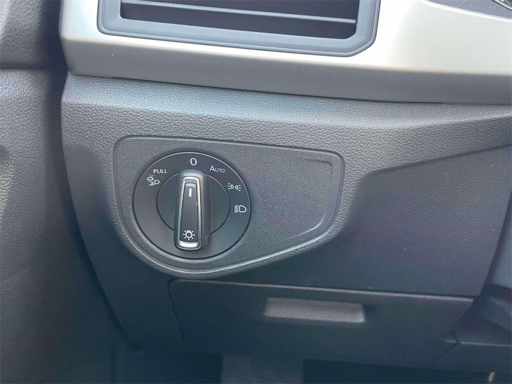 used 2021 Volkswagen Atlas Cross Sport car, priced at $25,900