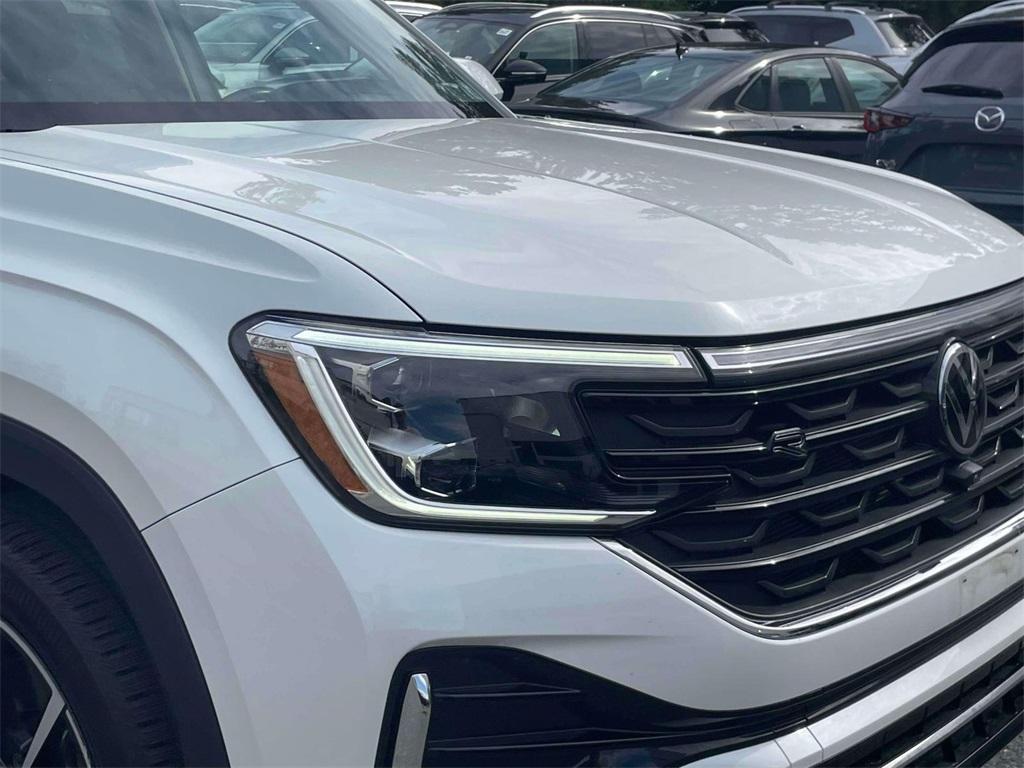 used 2024 Volkswagen Atlas car, priced at $42,900