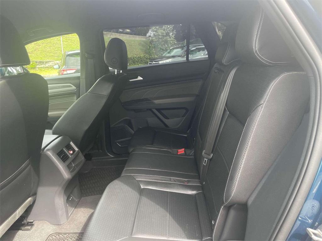 used 2021 Volkswagen Atlas Cross Sport car, priced at $24,900