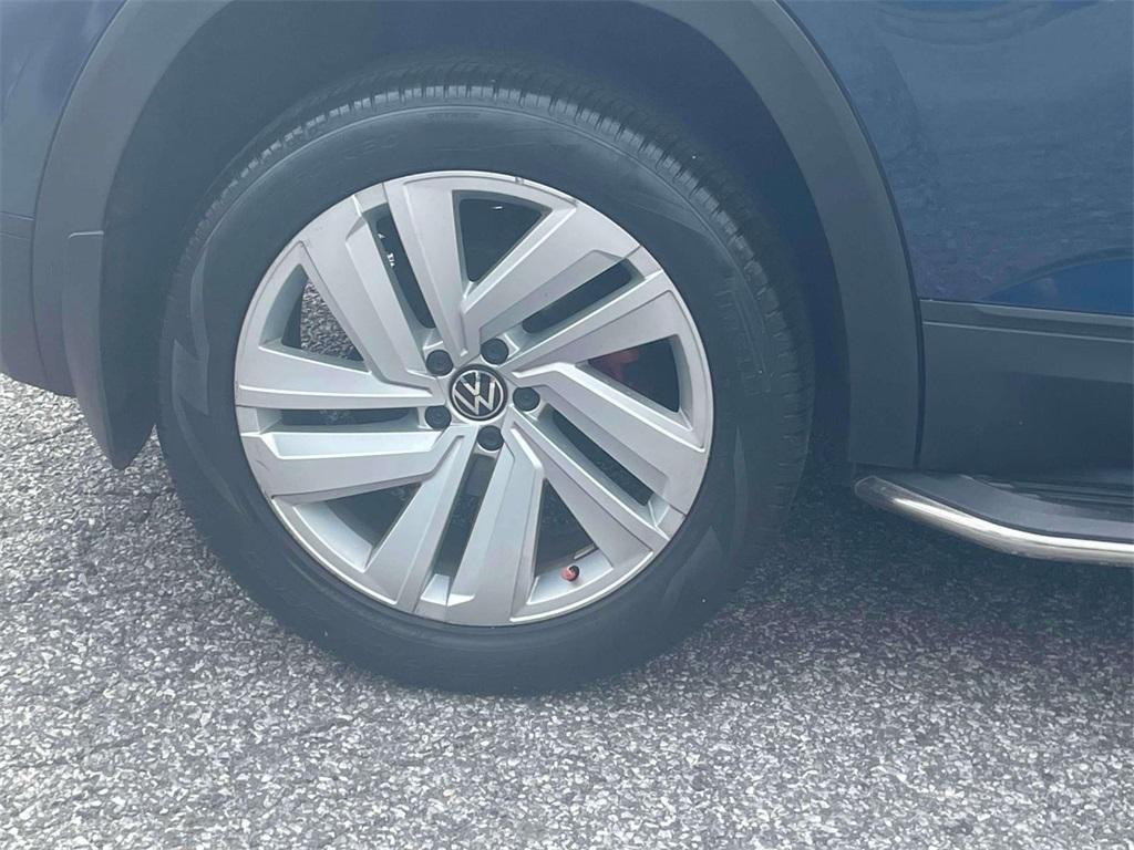 used 2021 Volkswagen Atlas Cross Sport car, priced at $24,900