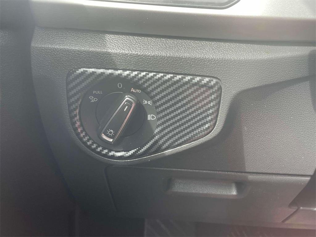 used 2021 Volkswagen Atlas Cross Sport car, priced at $24,900