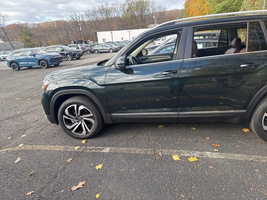 used 2022 Volkswagen Atlas car, priced at $31,900