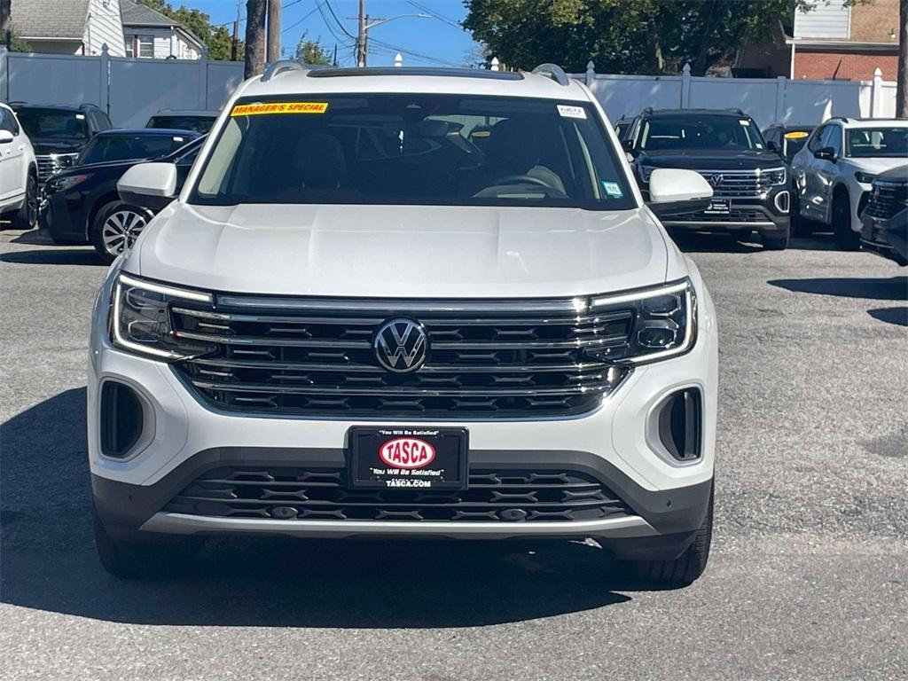 new 2024 Volkswagen Atlas car, priced at $47,894