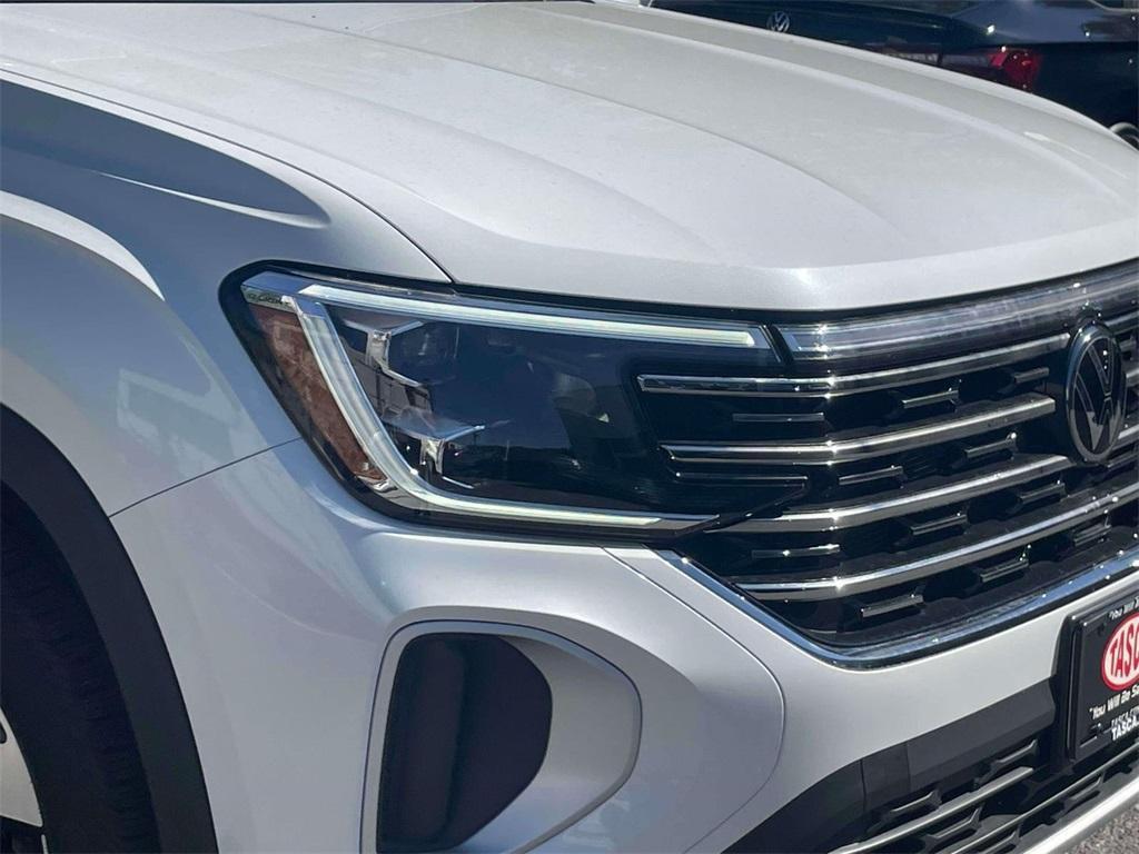 new 2024 Volkswagen Atlas car, priced at $47,894