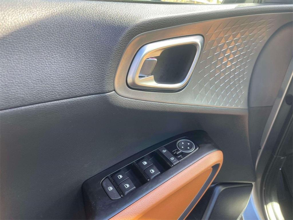 used 2024 Kia Soul car, priced at $19,995