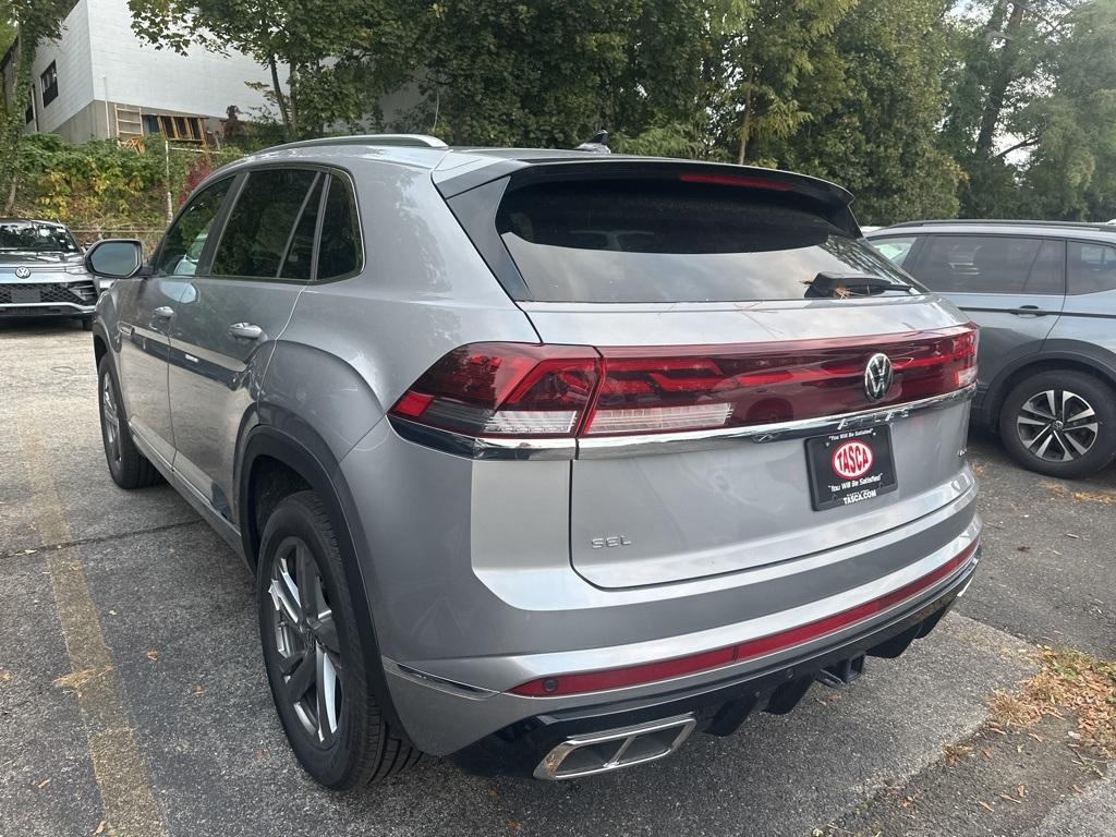 new 2024 Volkswagen Atlas Cross Sport car, priced at $47,001