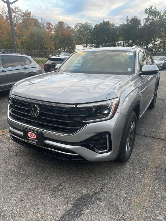new 2024 Volkswagen Atlas Cross Sport car, priced at $47,001