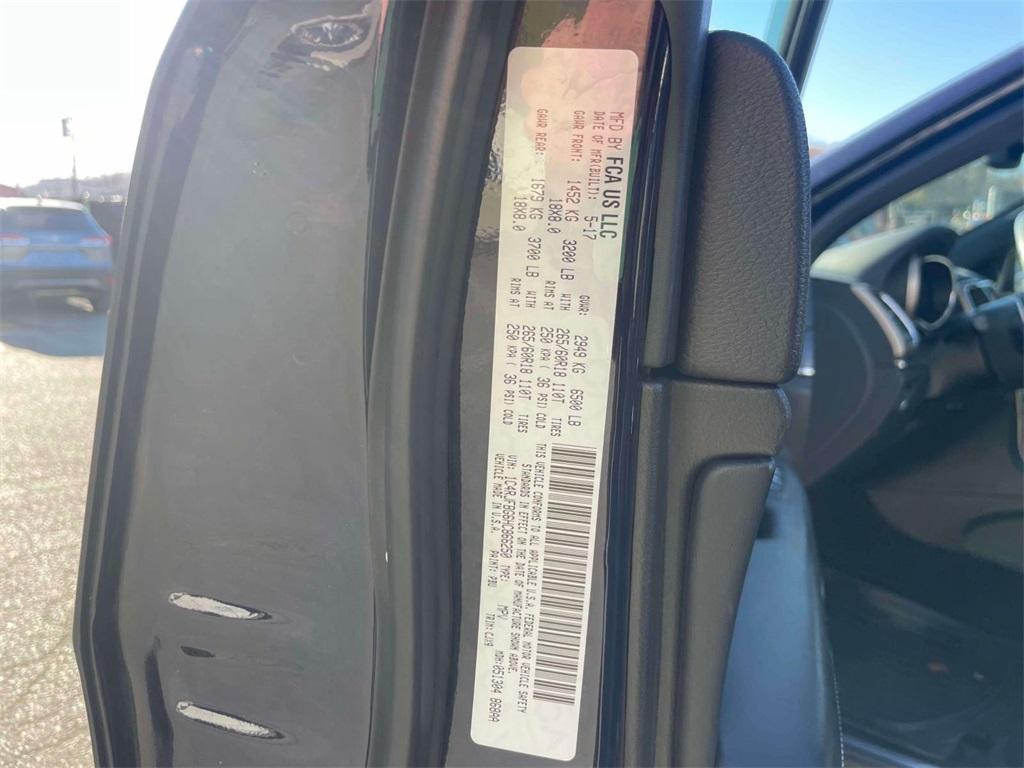 used 2017 Jeep Grand Cherokee car, priced at $16,250