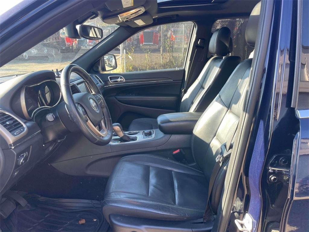 used 2017 Jeep Grand Cherokee car, priced at $16,250