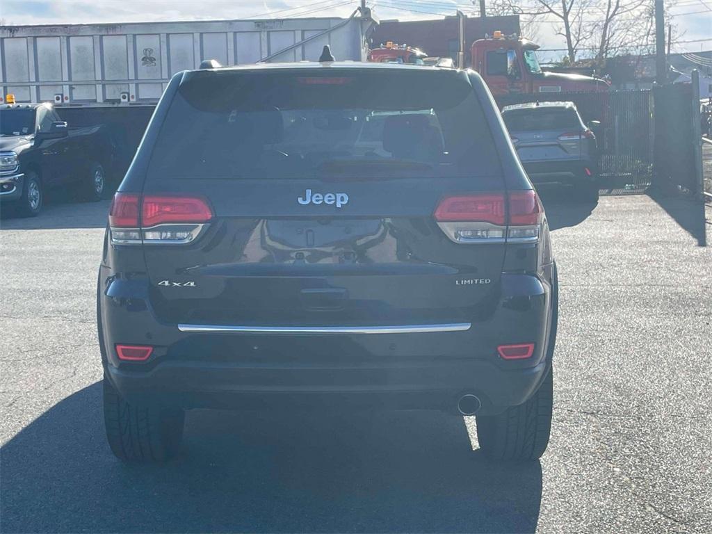 used 2017 Jeep Grand Cherokee car, priced at $16,250