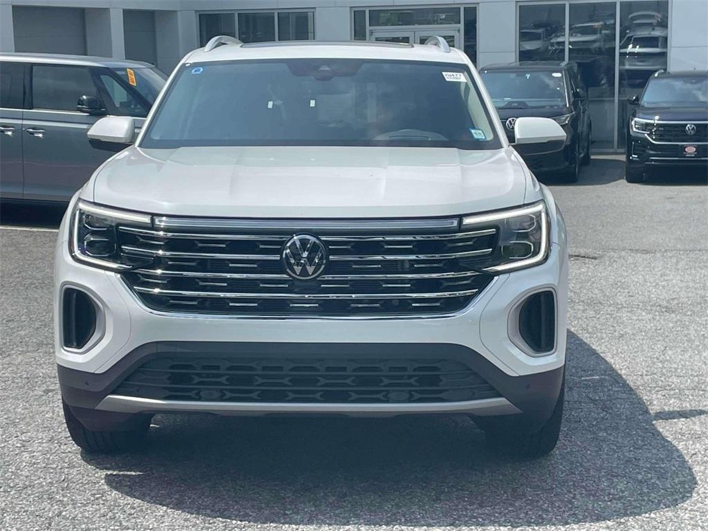 new 2024 Volkswagen Atlas car, priced at $47,701
